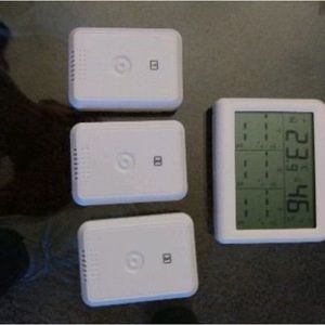 Indoor / outdoor thermometer